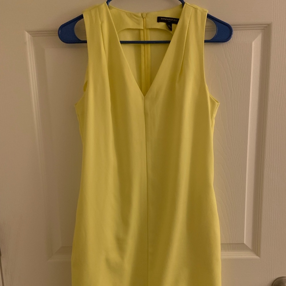 ☀️☀️ Banana Republic Dress 💛💛